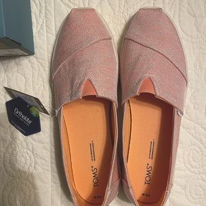 Tom’s Women’s Alpargata Cupsole size 8.5